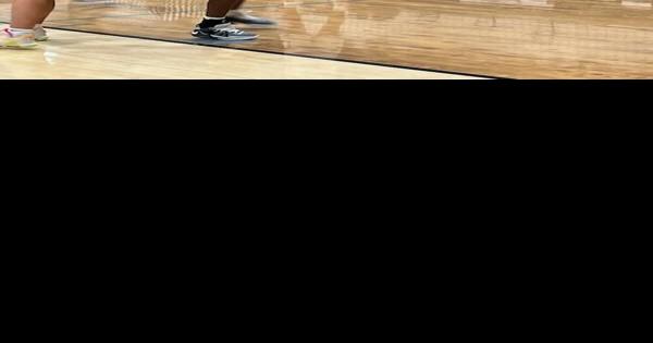 Herrin girls rally past Marion to win regional
