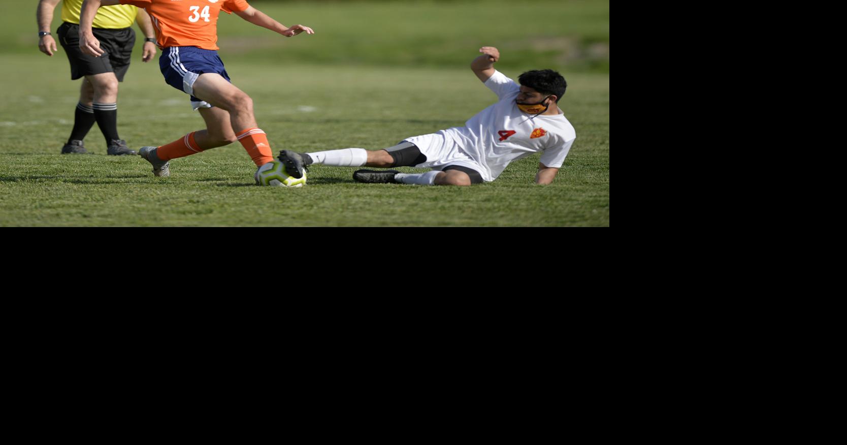 Prep Soccer CartervilleHerrin, Murphysboro play to a scoreless tie