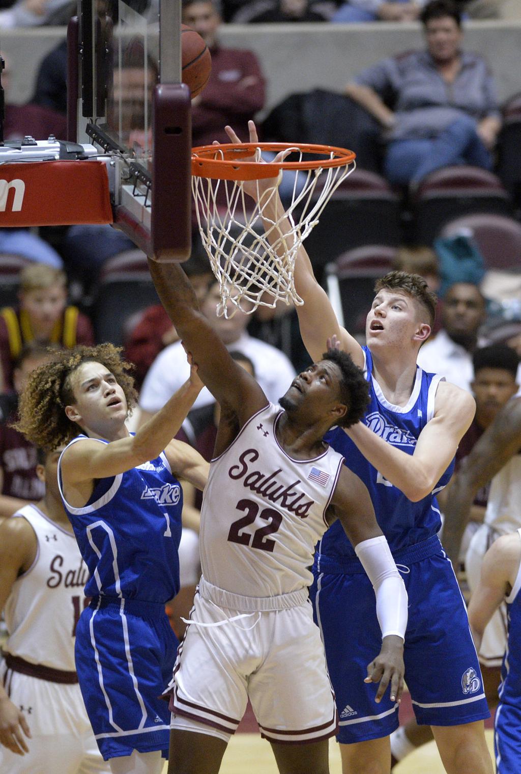 Mvc Men S Basketball Drake Center Robbins Intends To Transfer