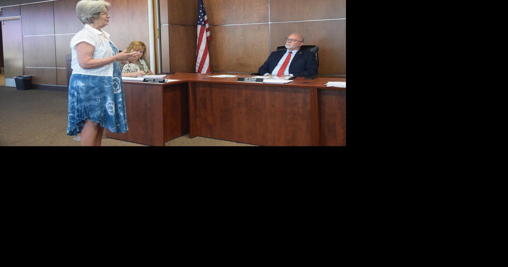 County extends weekend bar hours to 2 A.M.