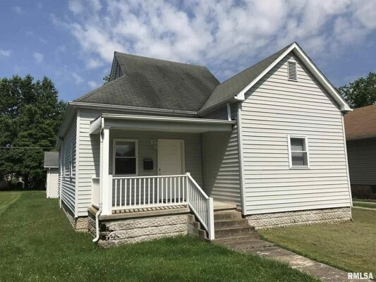 2 Bedroom Home in Herrin - $89,900