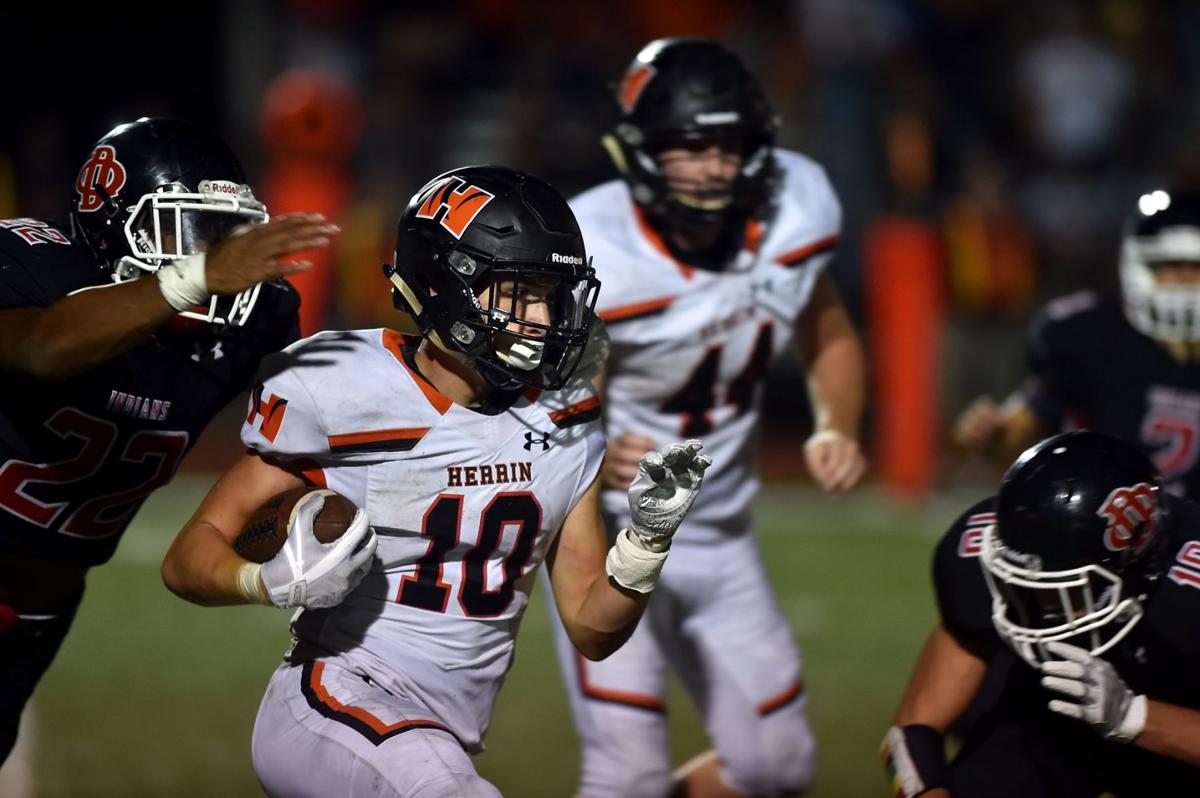 Prep football: Du Quoin defeats Herrin
