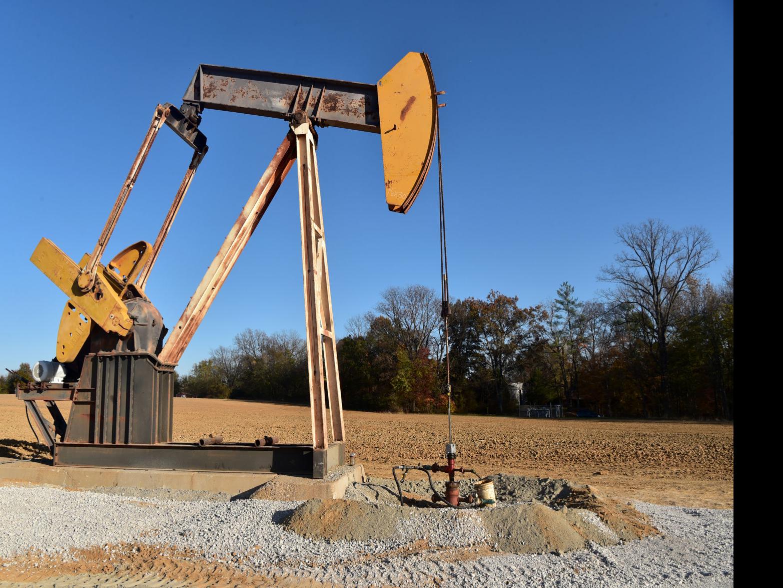 Frackonomics Will Fracking Ever Take Off In Illinois Local News Thesouthern Com