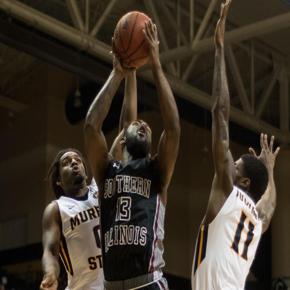 Murray State Rallies To Defeat Siu 81 73 Saluki Men S