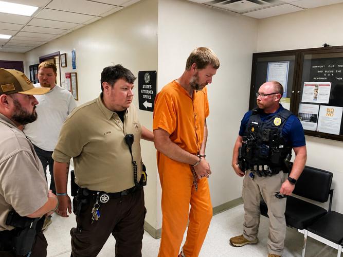 Judge orders suspect held in jail pending trial for teen's shooting ...