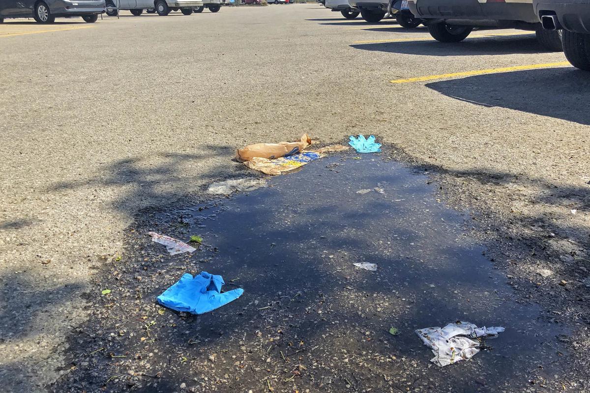 Litter In The Age Of Coronavirus Discarded Masks Gloves Show Up In Southern Illinois Parking Lots Environment Thesouthern Com