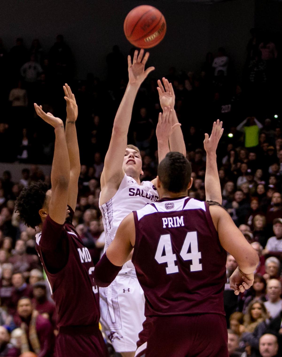 Salukis Domask Named To All Mvc Second Team All Freshman Team