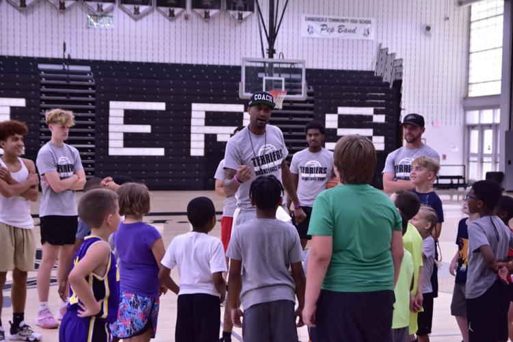 Basketball | Carbondale builds for future with youth camp