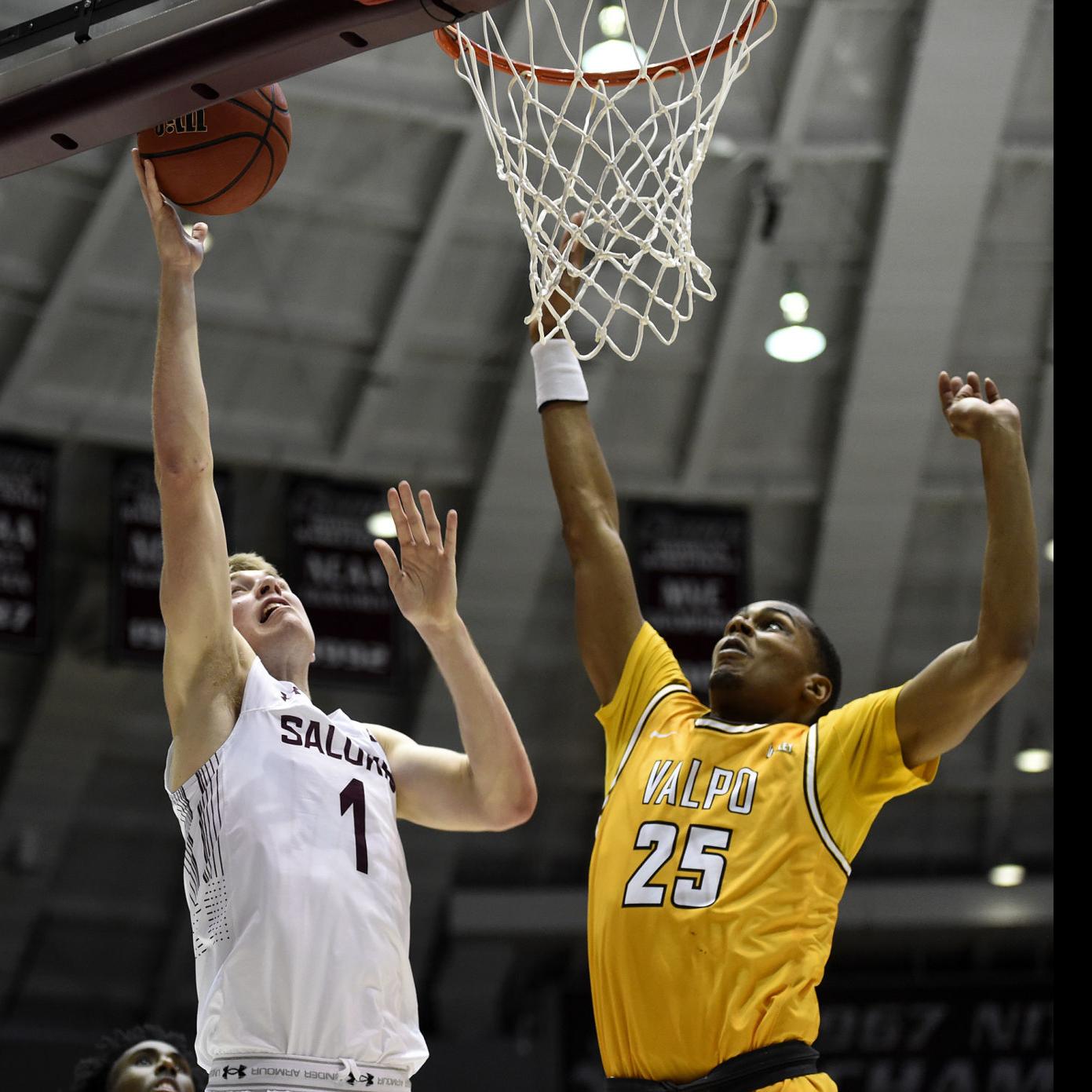 Siu Men S Basketball Salukis Will Try To Challenge Drake As