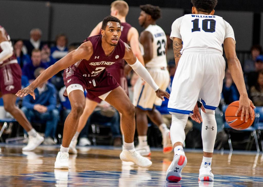 Davis Rounding Into High Major Prospect For Salukis Salukimania