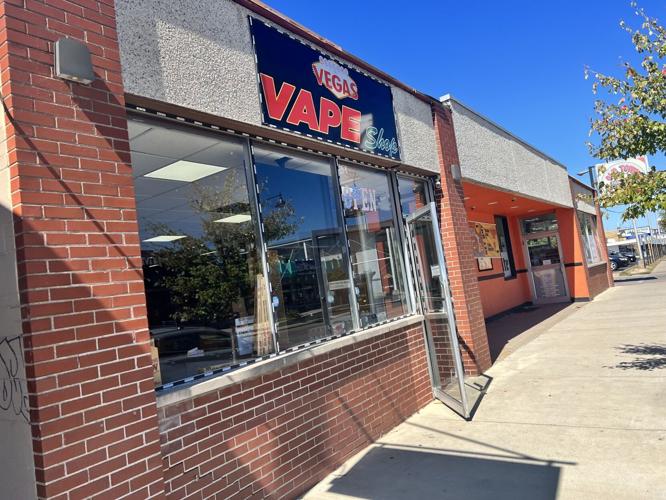 Vegas Vape Shop outside