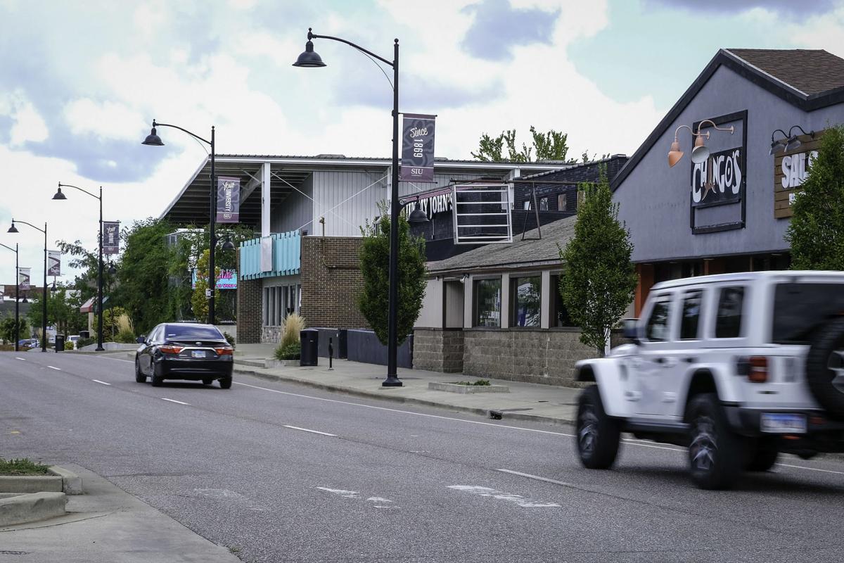 Carbondale council establishes 'entertainment district' on the strip