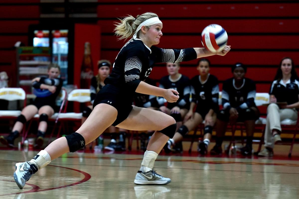 Murphysboro volleyball hosts Carbondale
