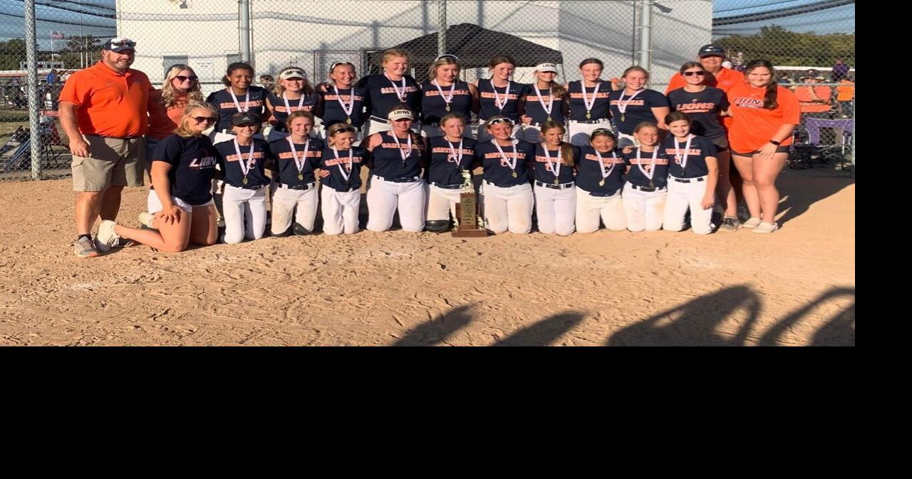 Carterville wins fourth straight junior high state title in softball
