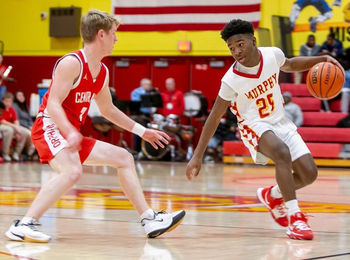 Boys Basketball Murphysboro Gets Past Centralia Prep Basketball Thesouthern Com