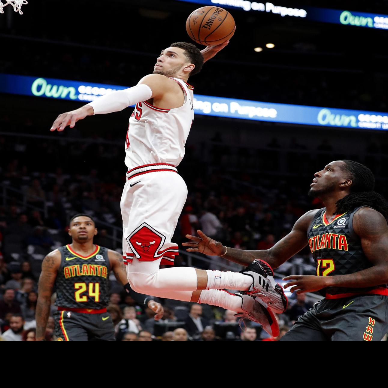 Lavine Parker Lead Bulls Past Hawks Basketball Thesouthern Com