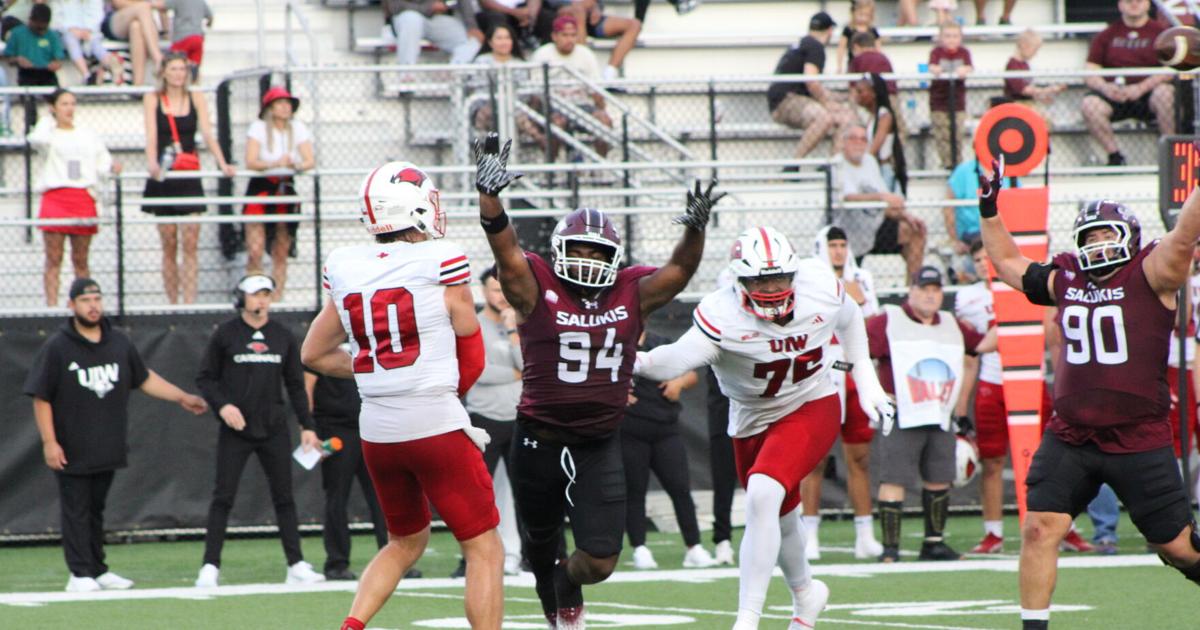 SIU Football: Dwight uses quickness to make impact up front