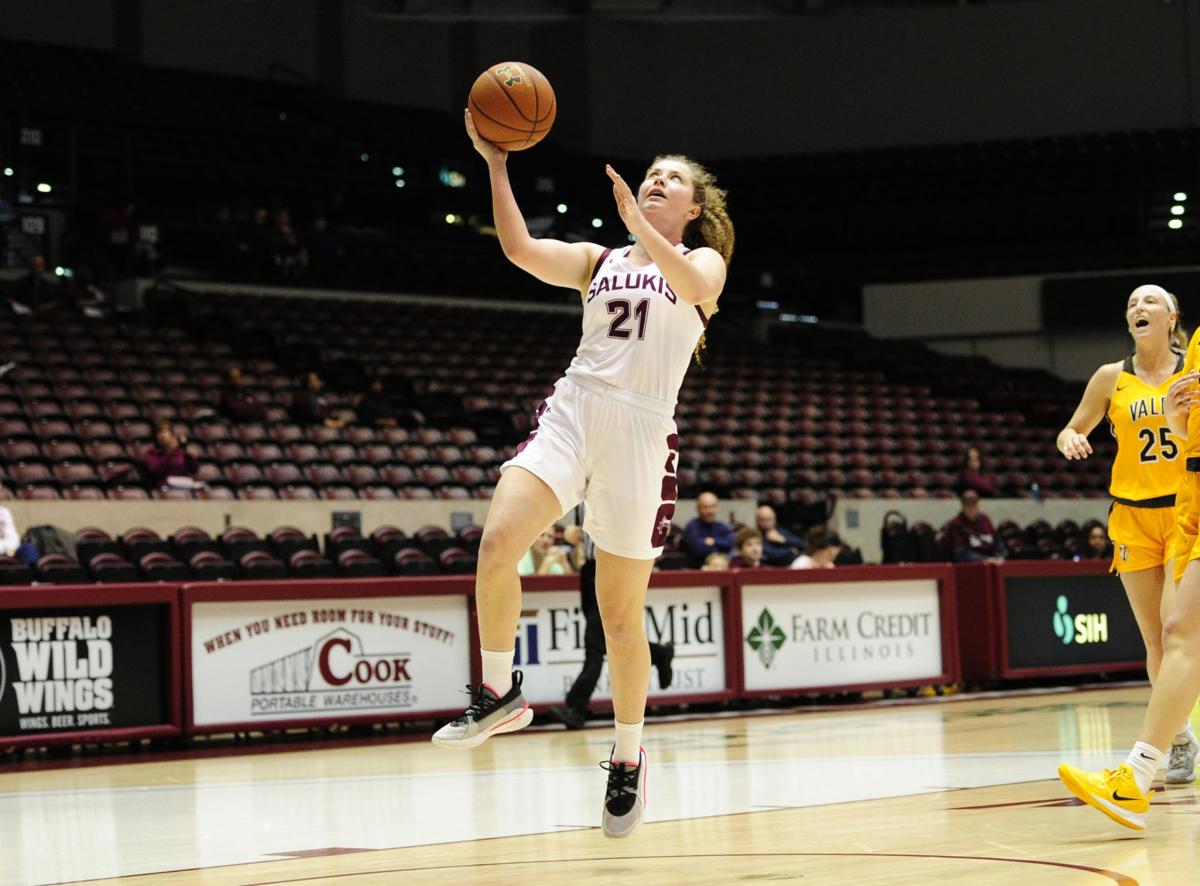 Siu Women S Basketball Salukis Fall To Valparaiso On Senior