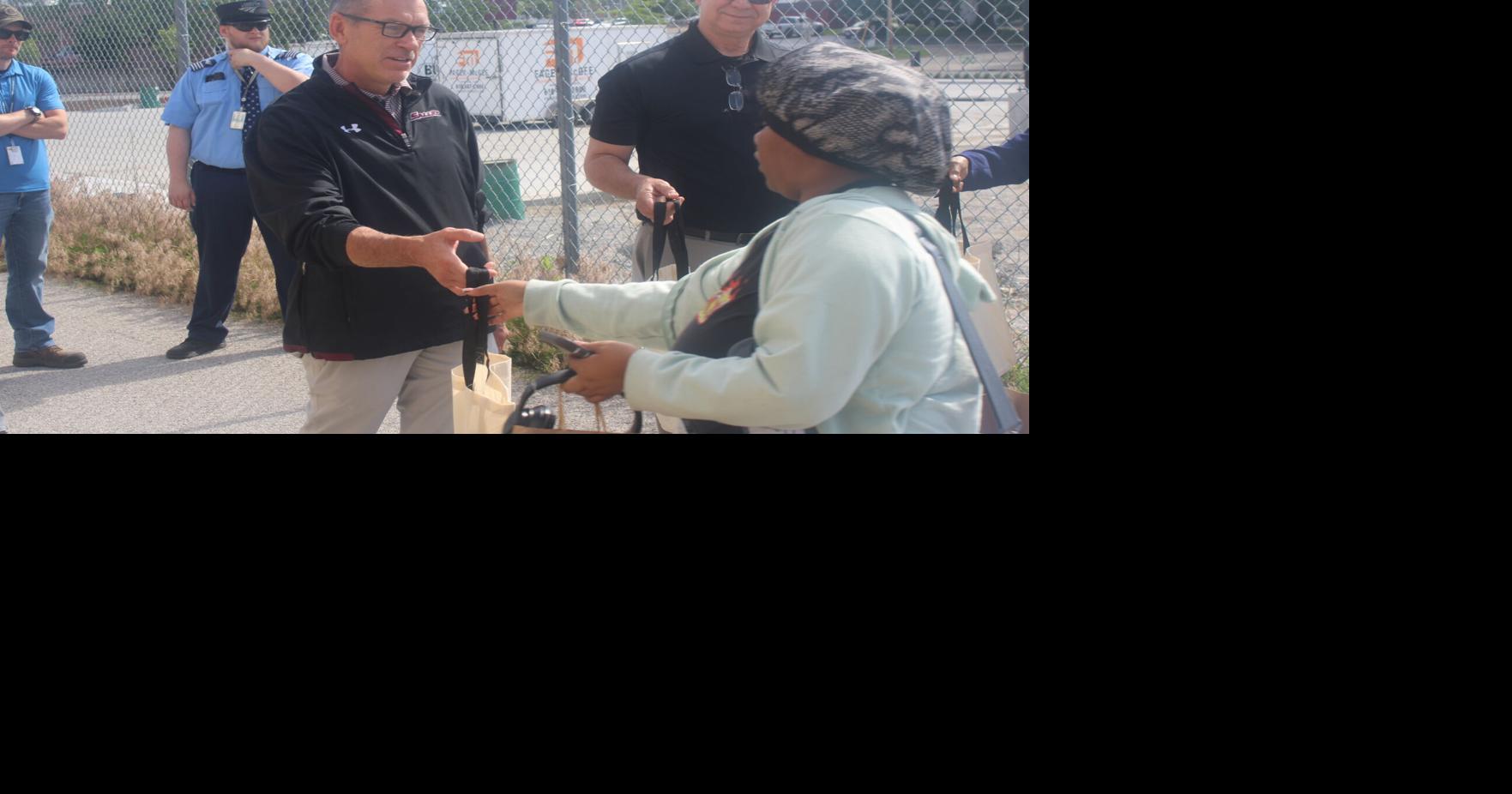 Amtrak welcomes first passengers at SIMMS station
