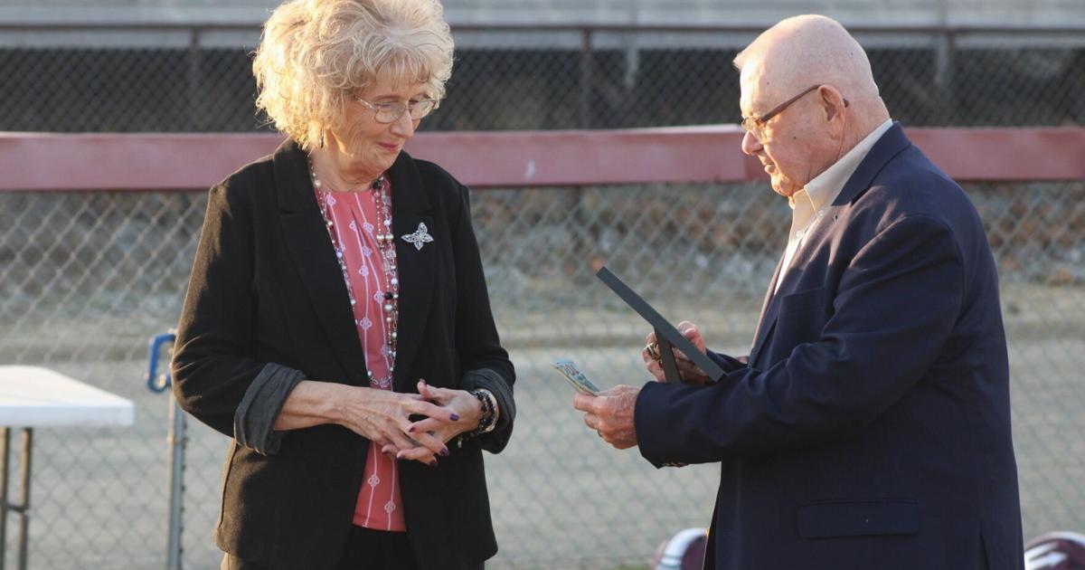 Susan Rude receives award honoring legendary coach's late wife | Latest ...