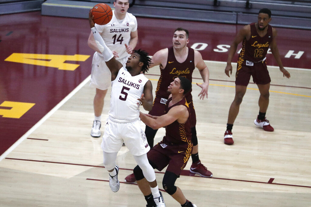 Saluki Men S Basketball Krutwig Williamson Lead Loyola Past Siu In Overtime Salukimania Thesouthern Com