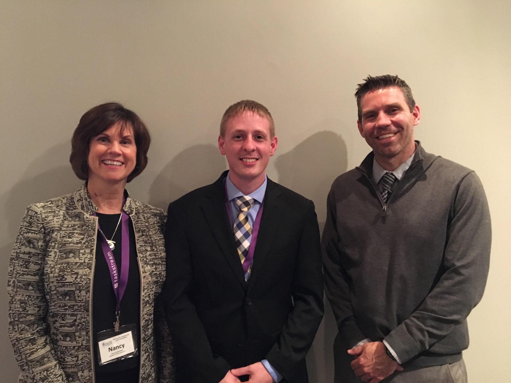 Carmi White County High School Teacher Receives Outstanding Beginning