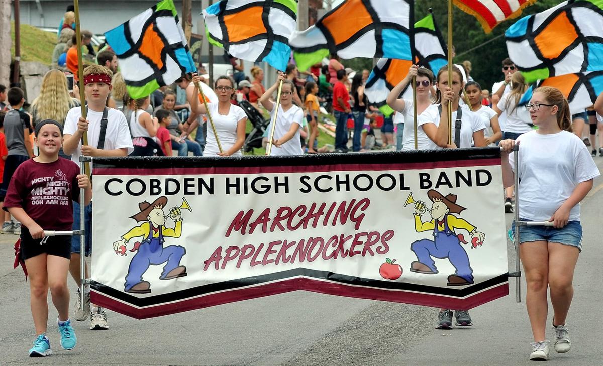 Photos Peaches and Cream Parade