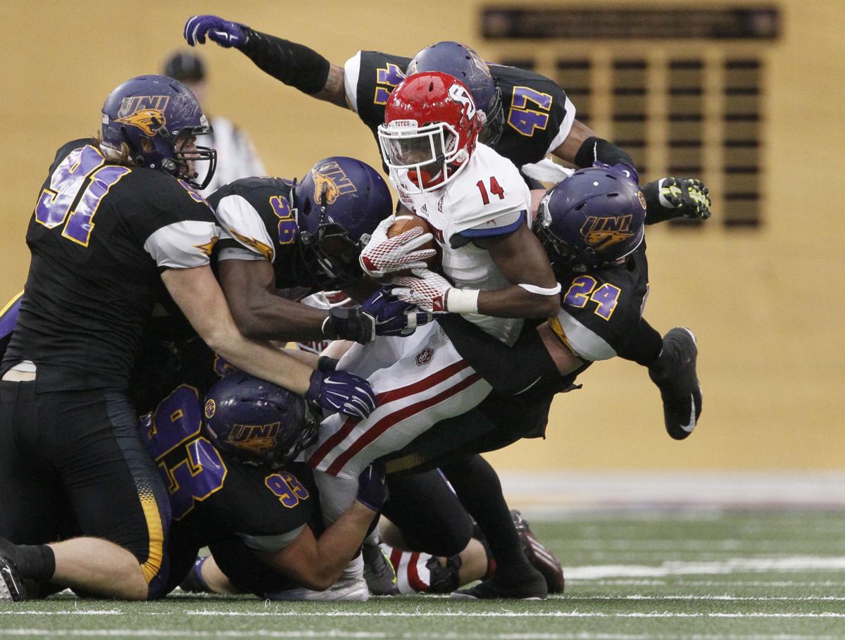 Blog 5 Questions With Jeremy Hoeck Of Yankton Daily Press Dakotan Dawg Blog Thesouthern Com View yankton daily press & dakotan location in south dakota, united states, revenue, competitors and contact information. the southern illinoisan