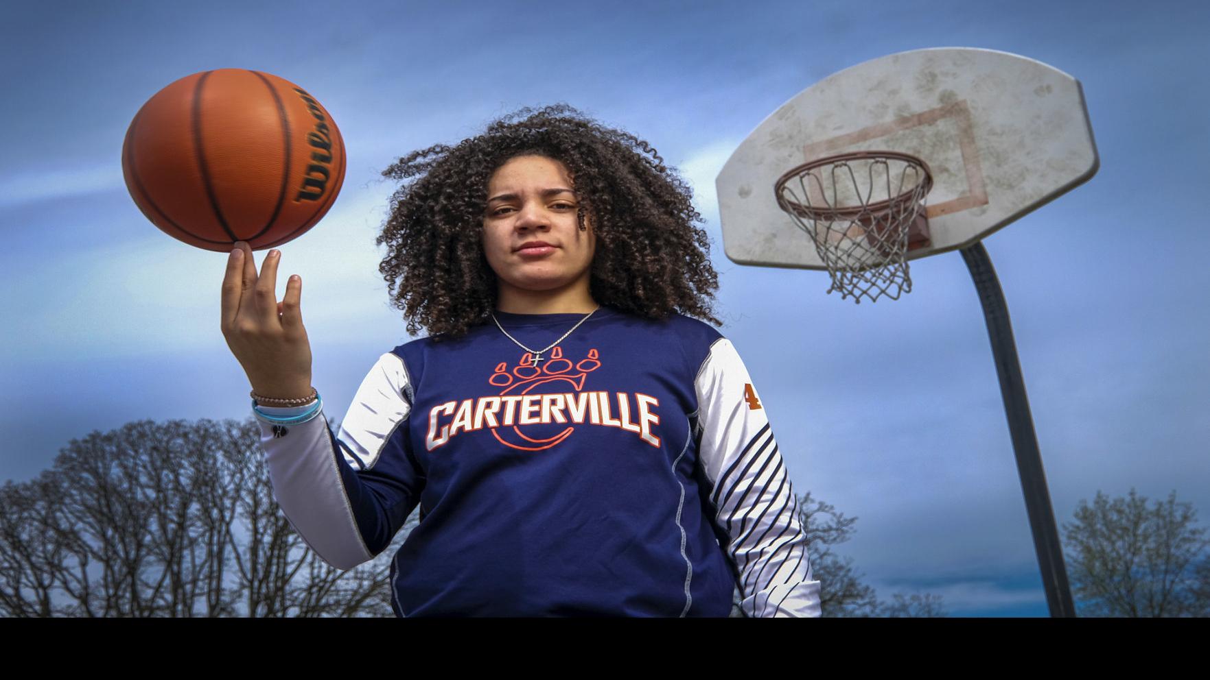 The Southern Illinoisan Girls Basketball Player Of The Year