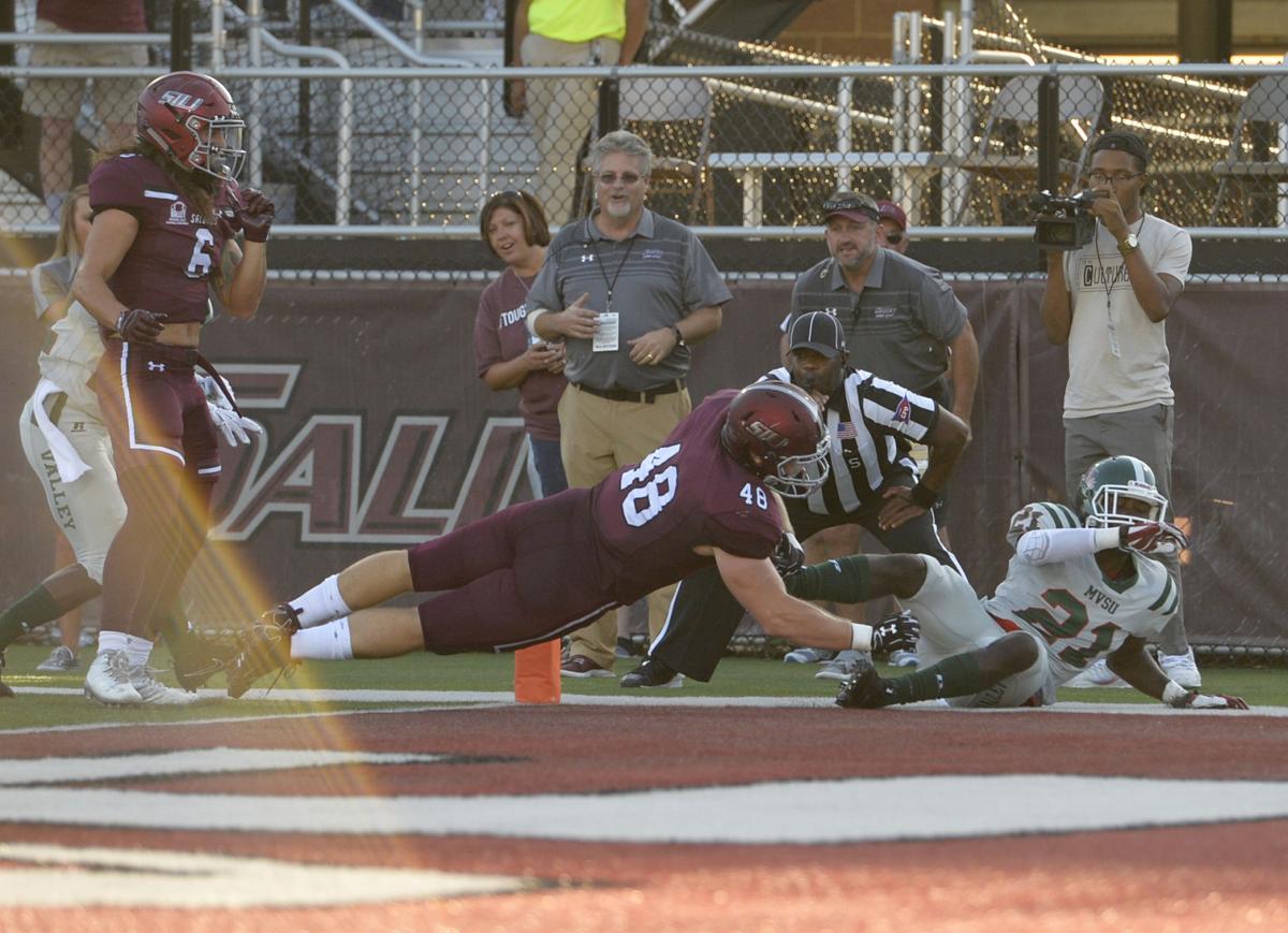 091017-spt-siu-fb-03.jpg