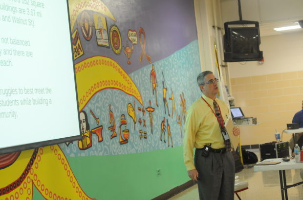 Parents show concern for school district change | Murphysboro ...