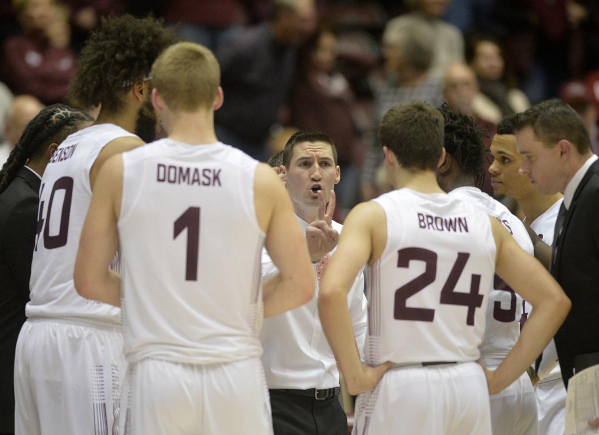 2020 Season In Review Saluki Basketball Took On Coach S Defensive