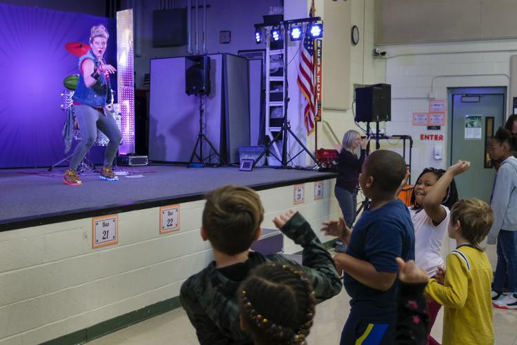 Carbondale students get moving with Jump with Jill Education