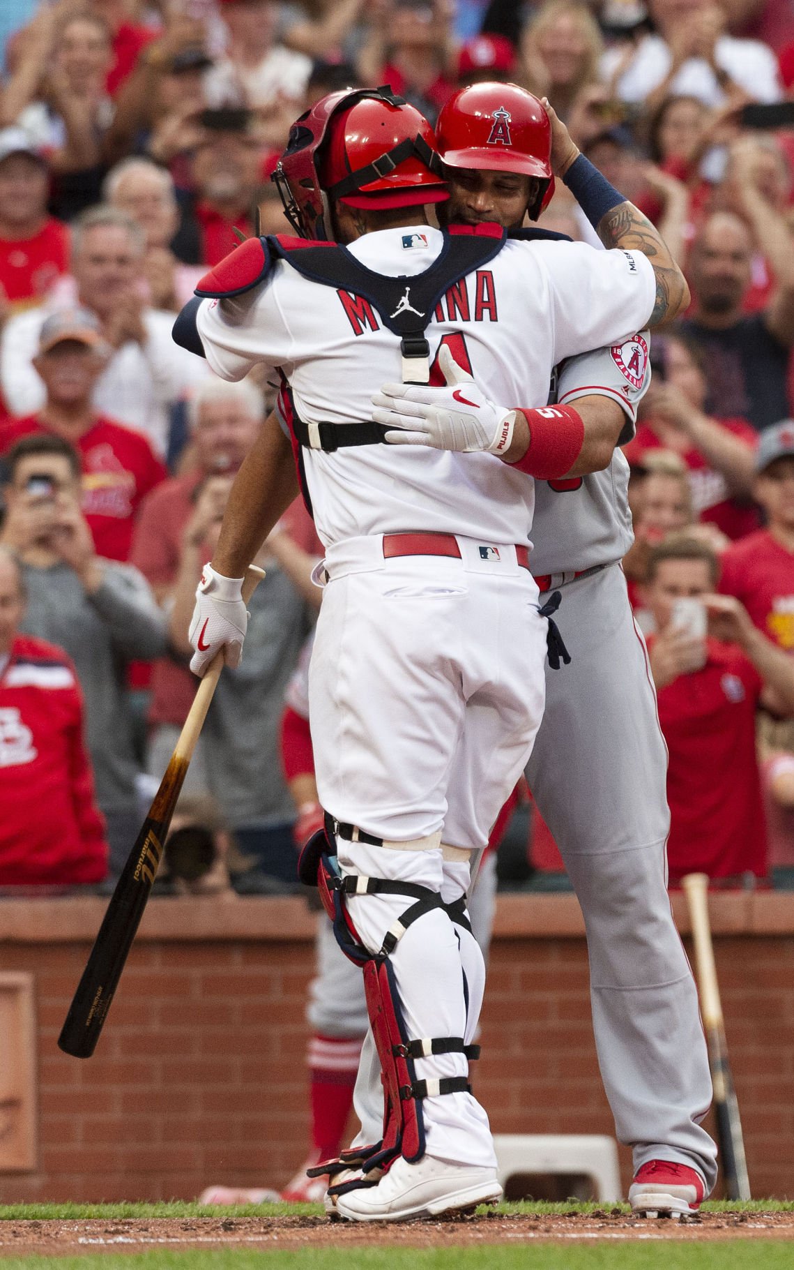Cards fans salute Angels star Pujols in return to St. Louis | Baseball | wcy.wat.edu.pl