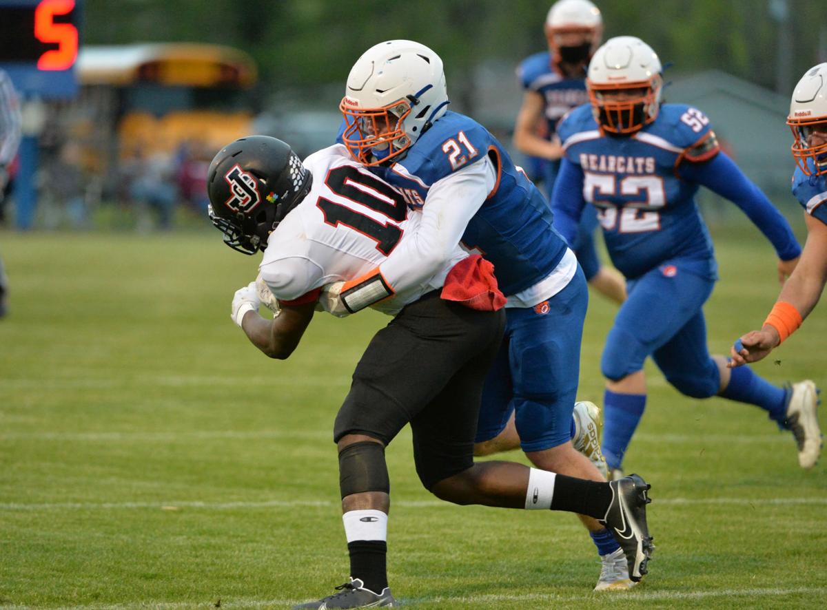 Prep Football Brown and defense keeps Johnston City undefeated