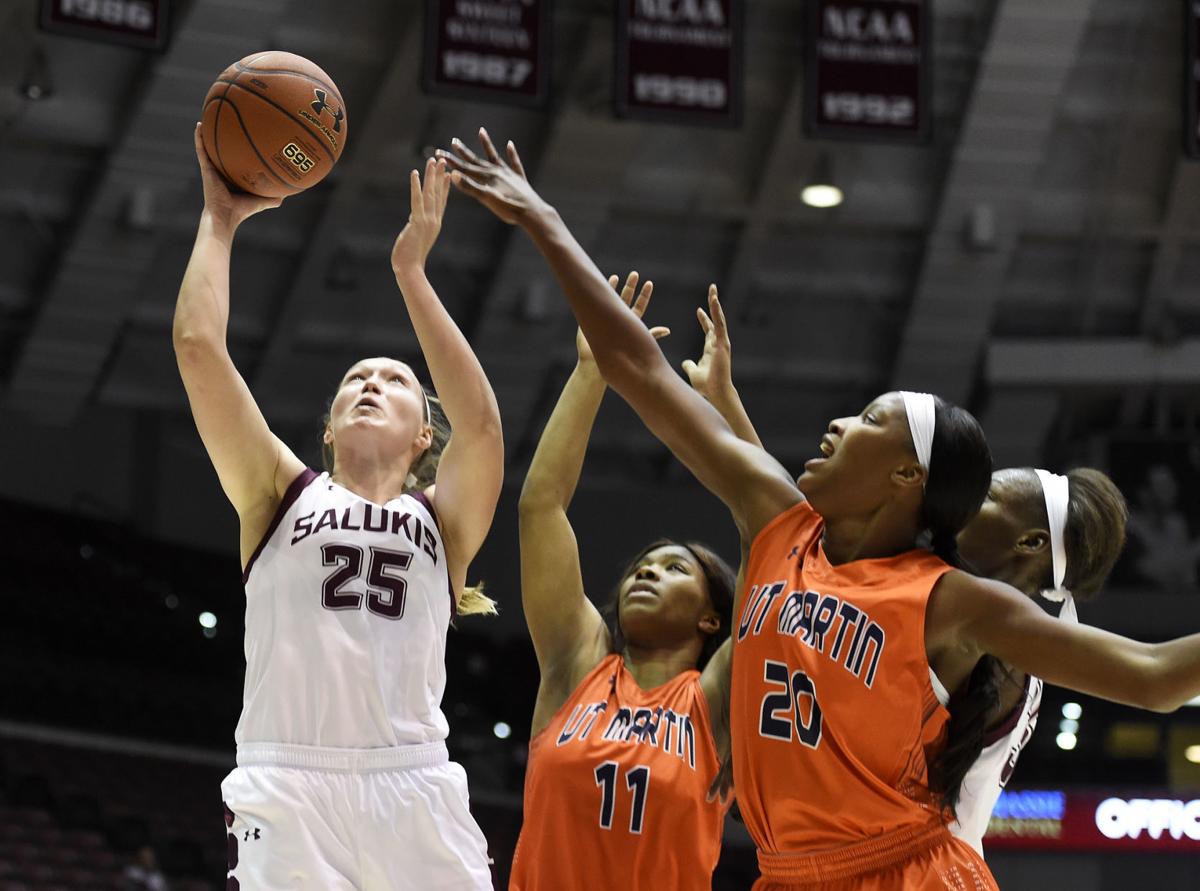 120419-spt-siu-wbb-06.jpg