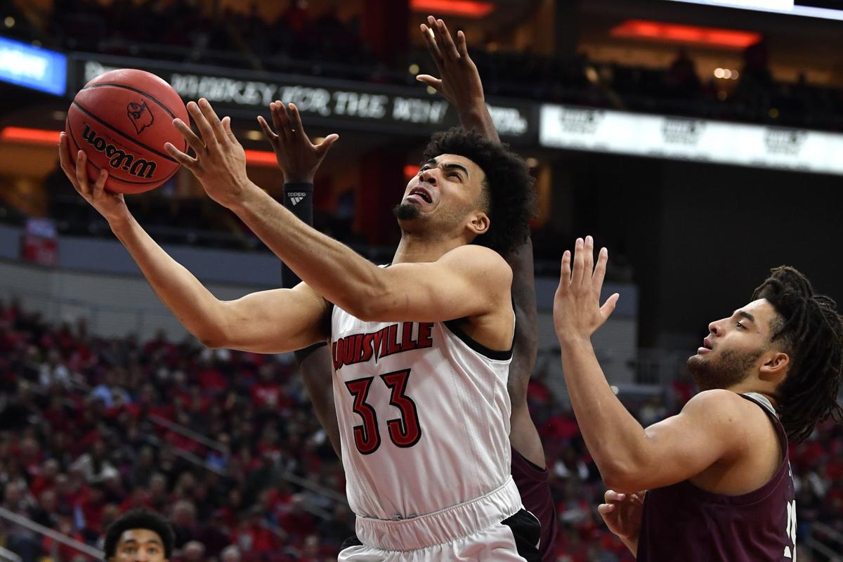 No 1 Louisville Bounces Back To Rout Eastern Kentucky 99 67