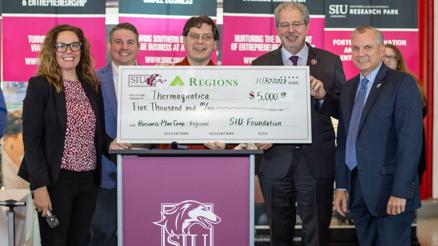 Entrepreneurs awarded $20,000 in cash and prizes - Vimarsana News