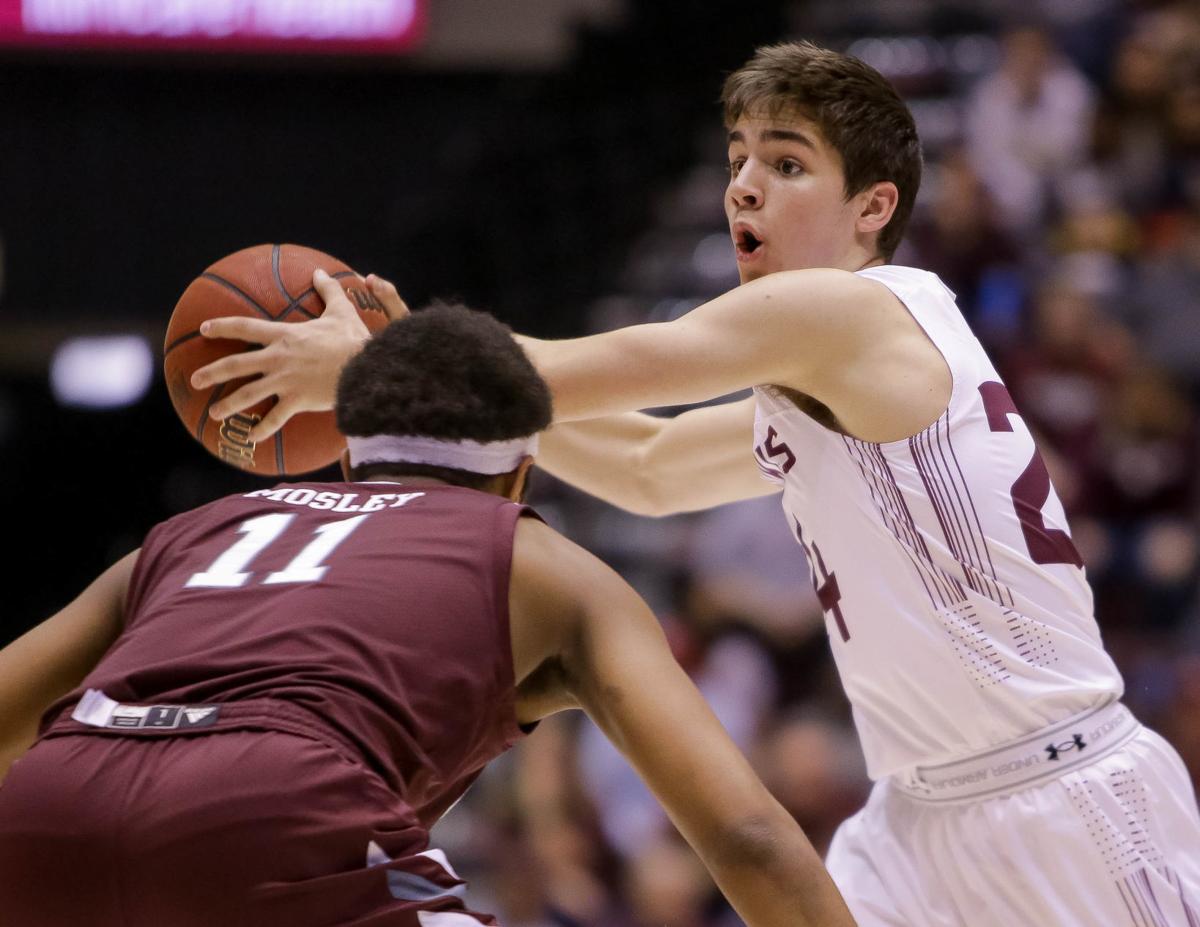 Siu Men S Basketball Salukis Need More From Bench For Stretch Run Salukimania Thesouthern Com