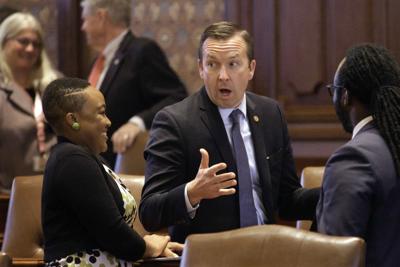Illinois Democrats, GOP remain far apart in budget talks