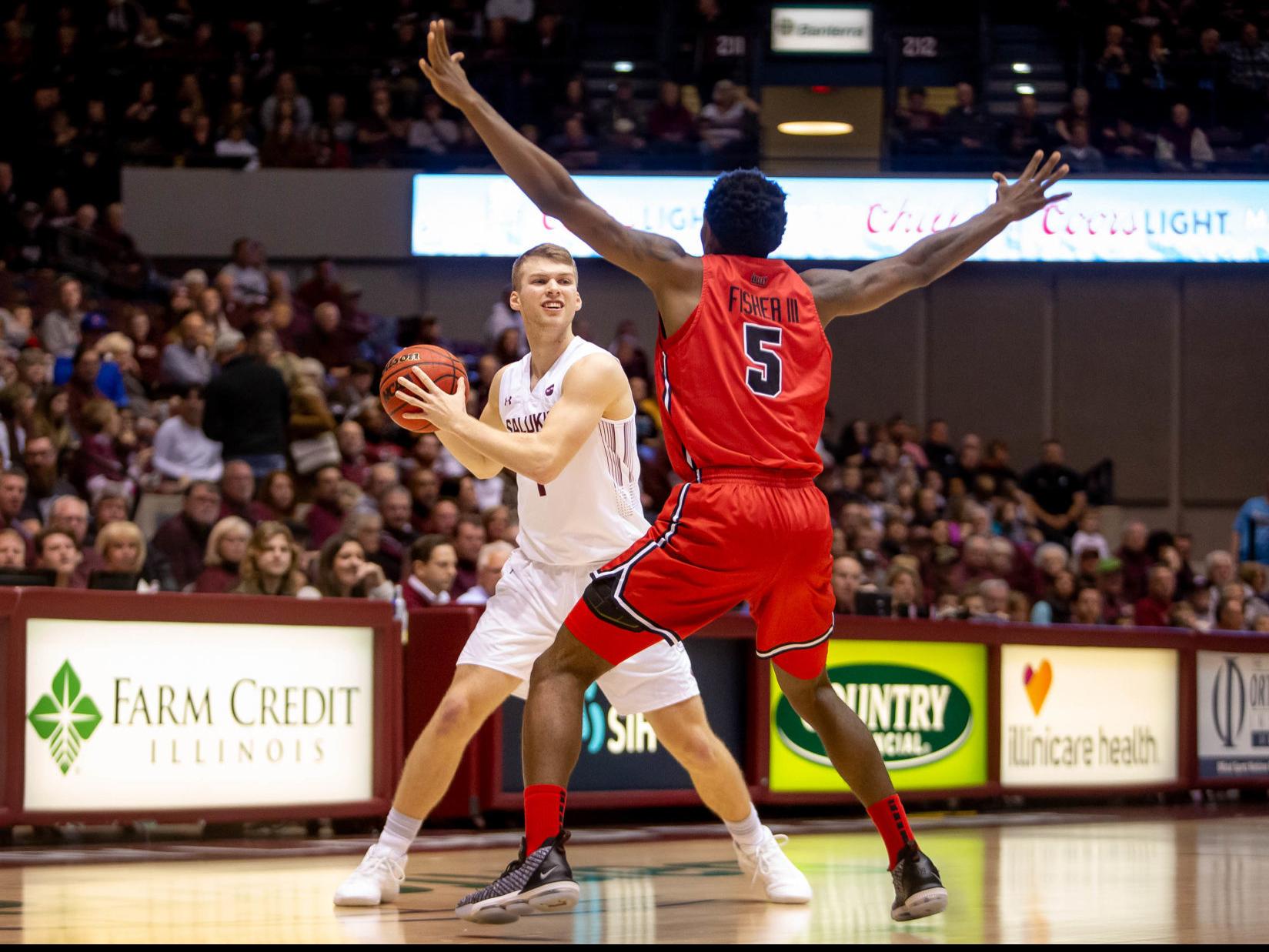 Siu Men S Basketball Salukis Crusaders Both Rebuilding Under