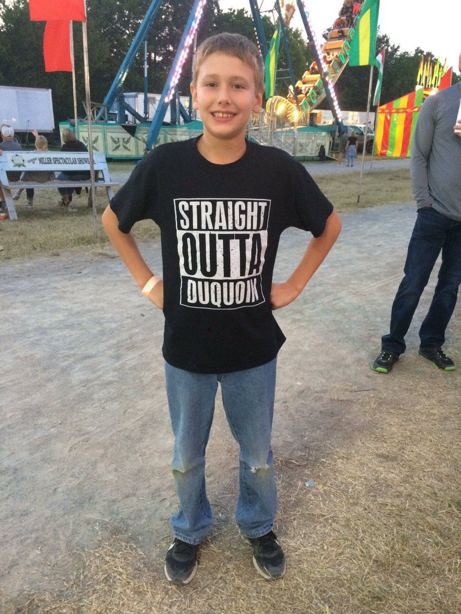 Du Quoin State Fair ~ T-shirt scene