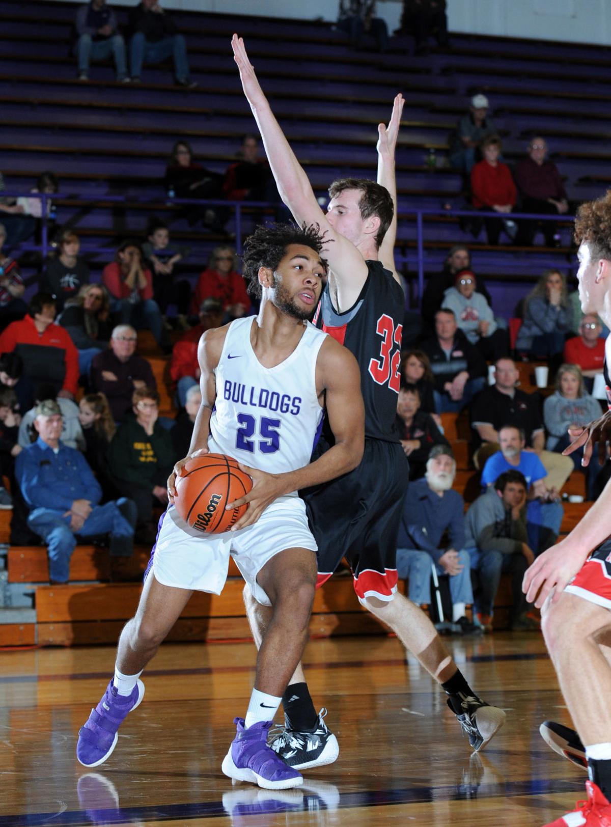 Boys Basketball Fairfield rolls to a win over Harrisburg Boys