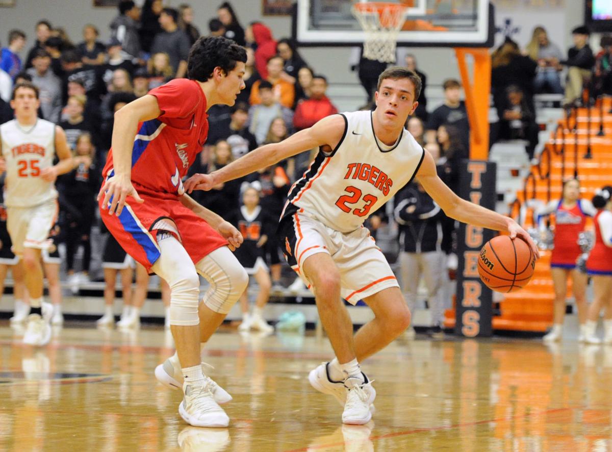 Herrin Stays Hot Rips Massac County 67 35 Boys Basketball