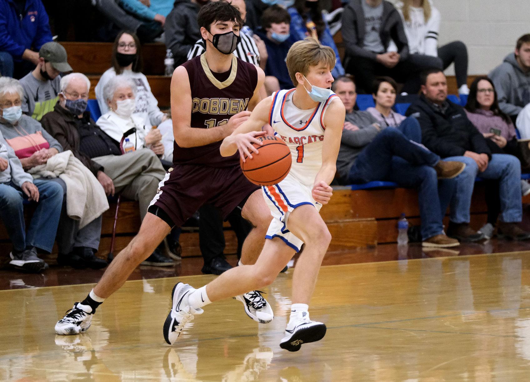 Prep Basketball Cobden's Appleknockers find success despite a