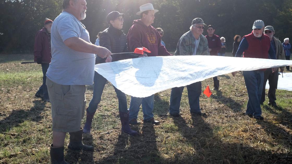 As President Trump visits Southern Illinois, his detractors make noise | Government and Politics | thesouthern.com