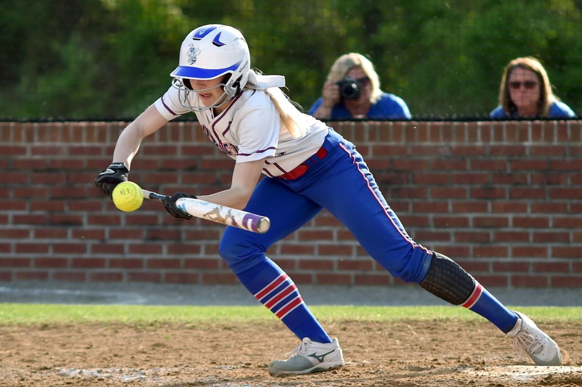 Photos Nashville defeats Carterville in softball Photo Galleries