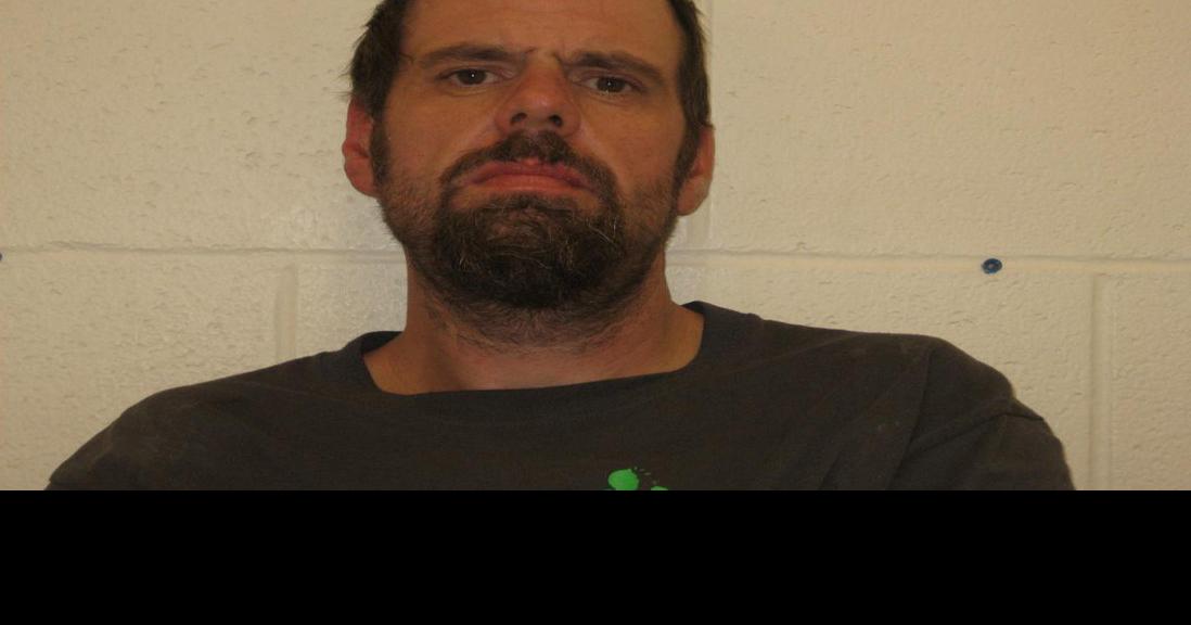 Texico Man Arrested After Threatening With A Knife A Man Who Tried To Stop Him For Burglarizing 4482