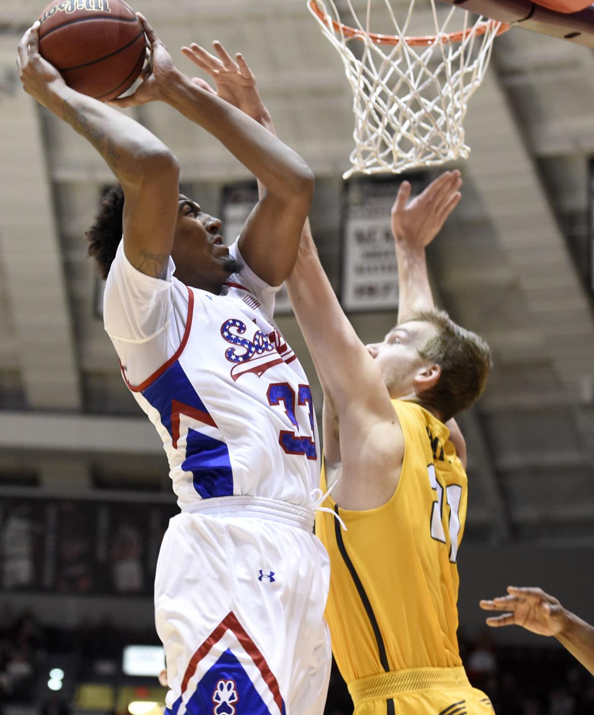 Saluki Men S Basketball Pippen Scores 21 As Siu Holds Off