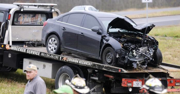 Crash sends two to hospital | Local News | thesouthern.com